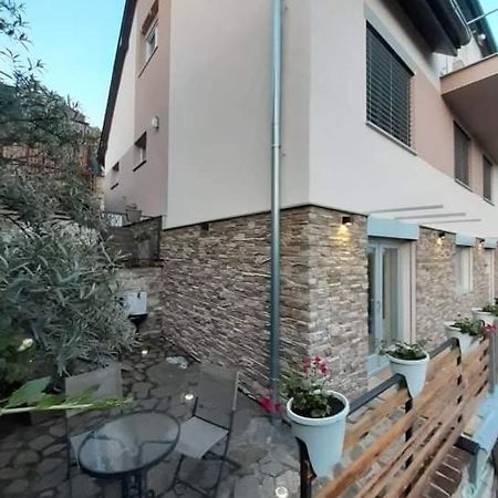 Apartment Adela Hluboka nad Vltavou Bagian luar foto
