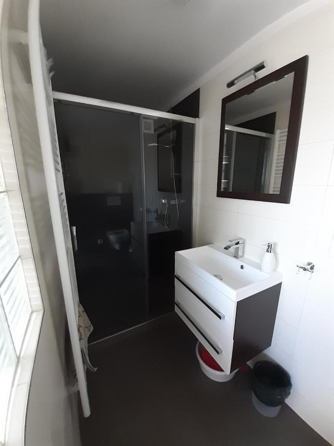 Apartment Adela Hluboka nad Vltavou Bagian luar foto